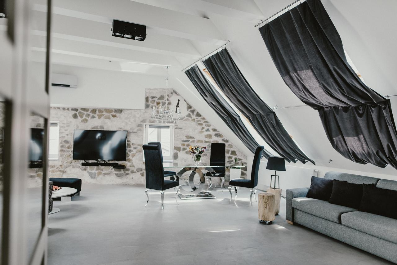 Coco Chanel Boutique Apartment By Goodnite Cz Брно Экстерьер фото